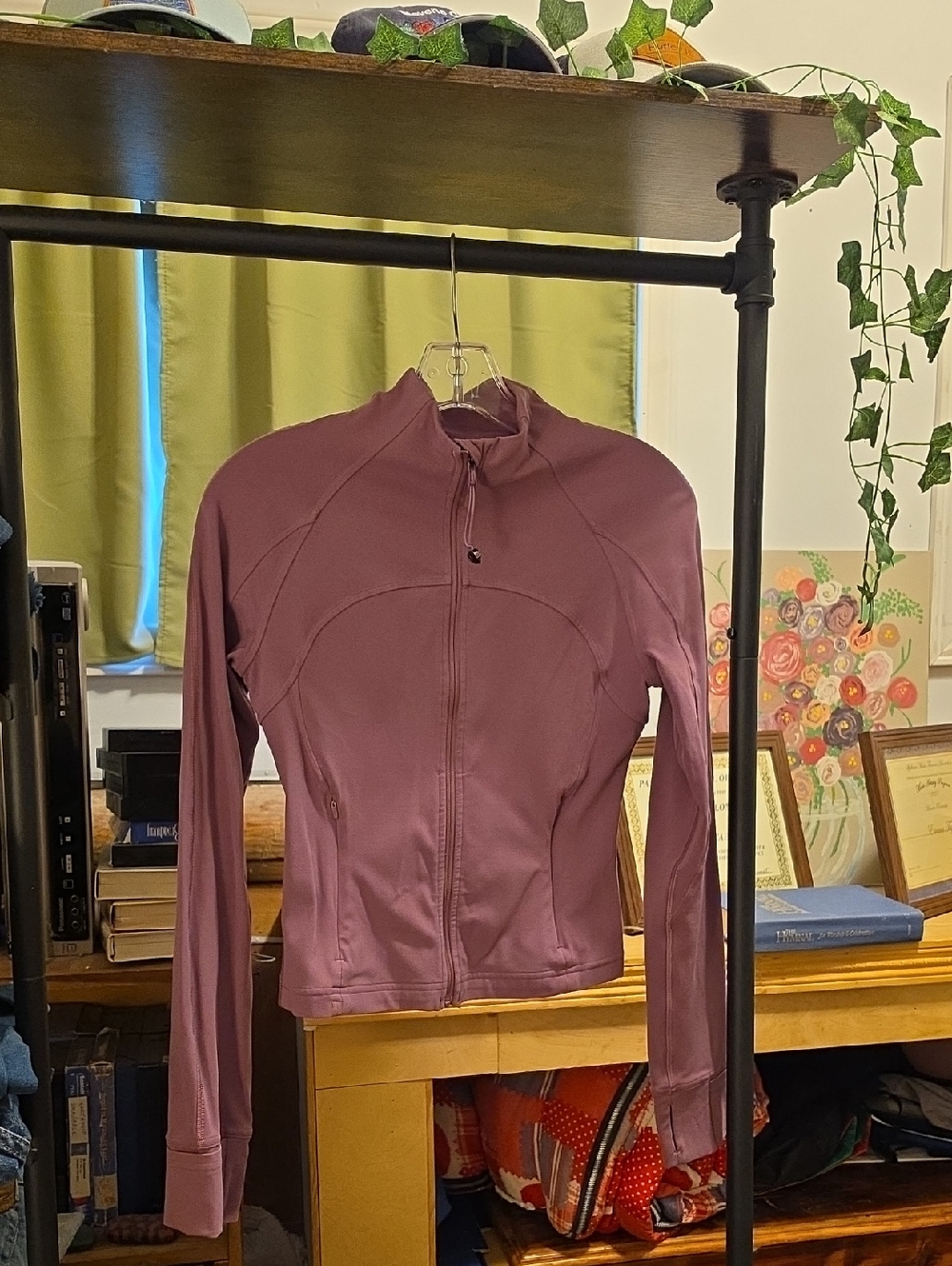 lululemon athletica mauve/purple full-zip athletic jacket